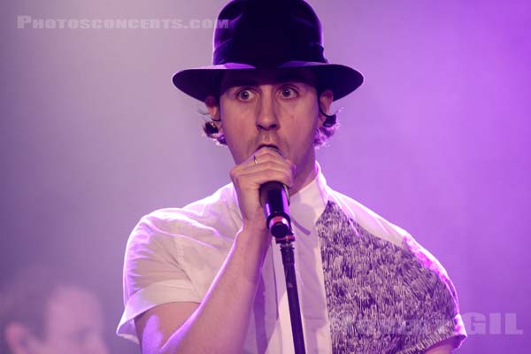 MAXIMO PARK - 2014-02-22 - PARIS - La Maroquinerie - Paul Smith